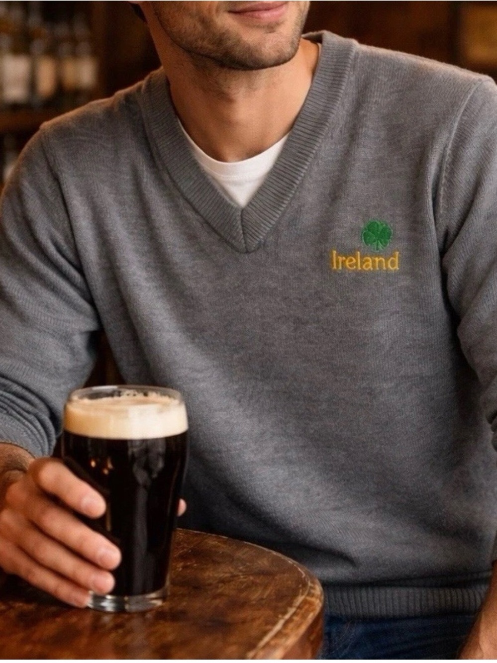 Castle V-Neck Sweater Mens 42 Gray Ireland Shamrock Embroidered Knit